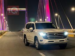 تۆیۆتا لاند کروزەر